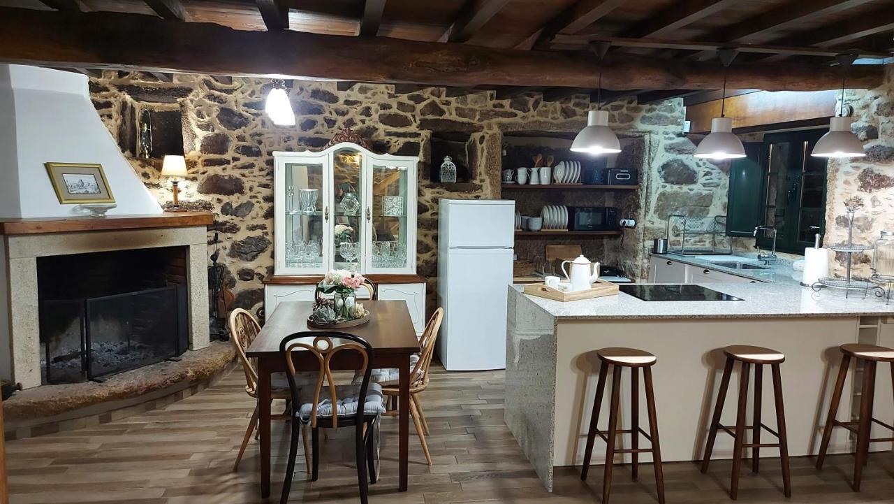 A Casa Dos Avos - Vilarino - A Coruna Luaran gambar